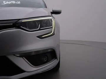 Car image 32