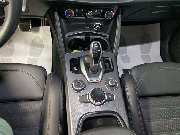 Alfa Romeo Stelvio 2.2 Q4 154 kW image number 12