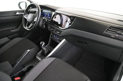 Car image 31