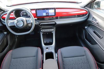 Car image 11