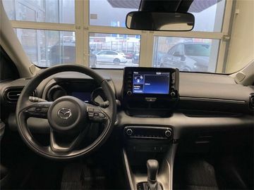 Car image 11