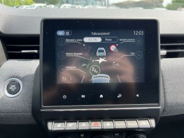 Car image 30