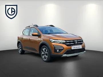 Car image 2
