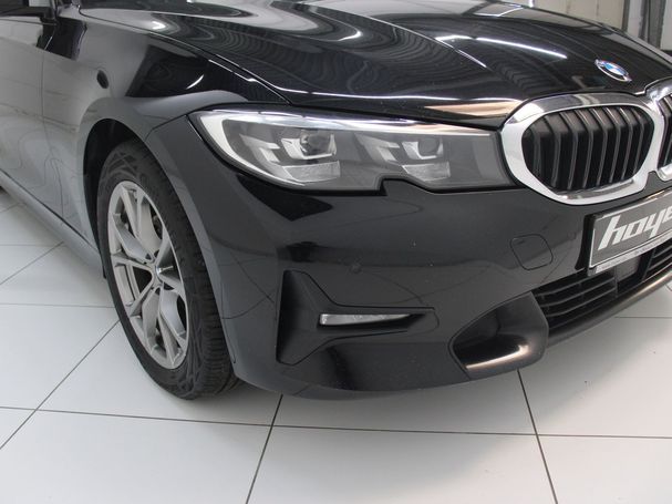 BMW 320d Touring Sport Line 140 kW image number 10