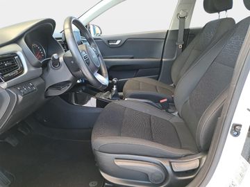 Car image 19