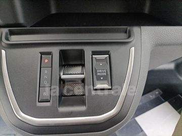 Car image 37