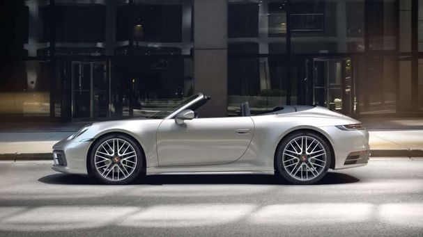 Porsche 992 Carrera 4S Cabrio 331 kW image number 4