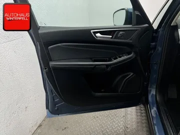 Car image 36