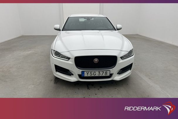 Jaguar XE 25t R-Sport 185 kW image number 4