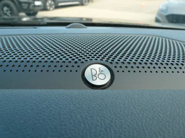 Car image 33