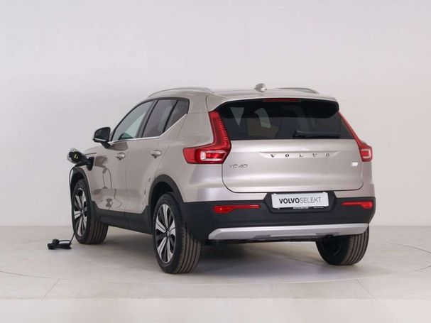 Volvo XC40 Recharge Plug-in Hybrid T4 155 kW image number 6