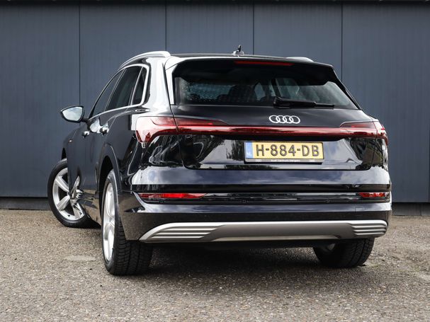 Audi e-tron 50 quattro 230 kW image number 38