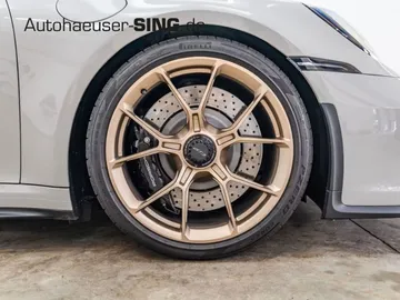 Car image 35