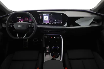 Car image 30
