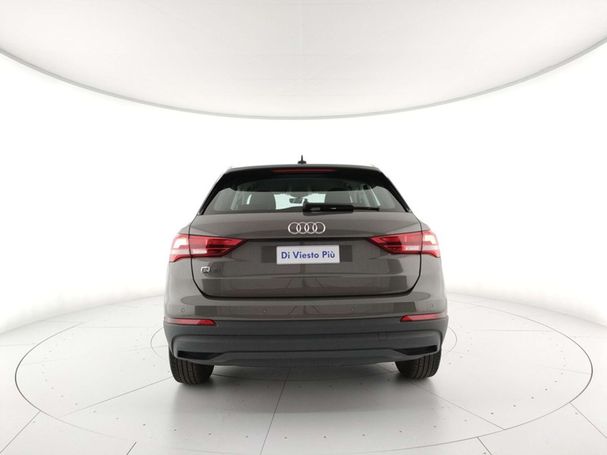 Audi Q3 35 TFSI S tronic Business 110 kW image number 3