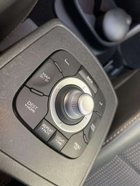 Car image 38