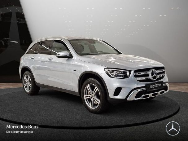 Mercedes-Benz GLC 300 de 225 kW image number 3