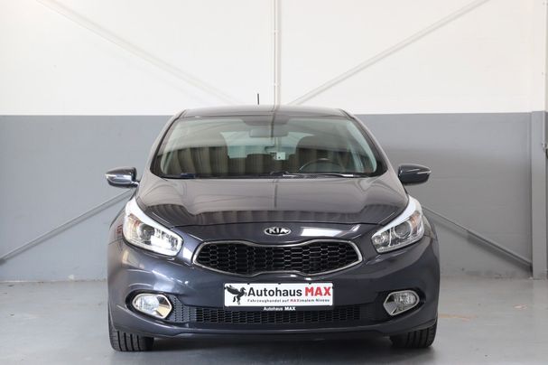 Kia Ceed 94 kW image number 3