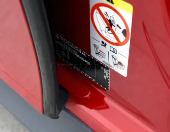 Car image 67
