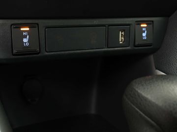 Car image 33