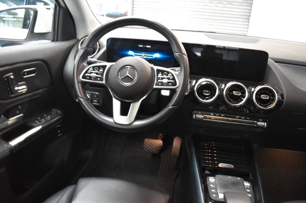 Mercedes-Benz GLA 200 120 kW image number 3