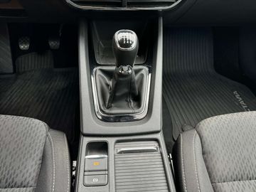 Car image 33