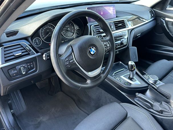 BMW 330d Touring xDrive Sport Line 190 kW image number 8