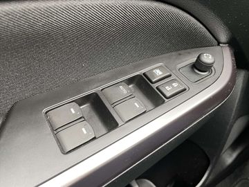 Car image 36