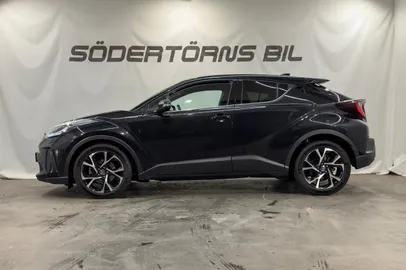 Car image 5