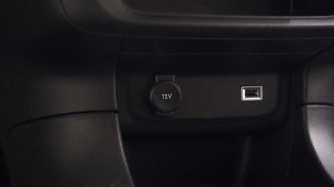 Car image 41