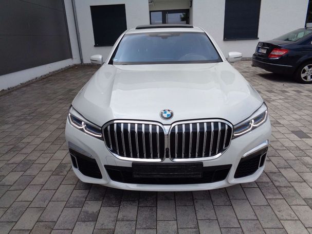 BMW 730 M Sport 210 kW image number 15