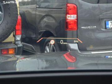 Car image 37