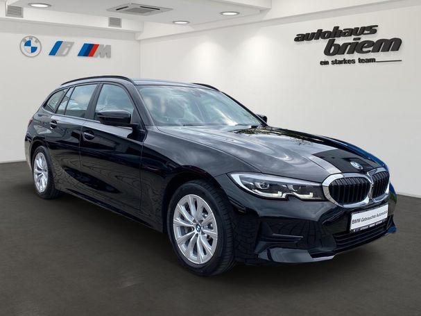 BMW 330 e Touring Advantage 215 kW image number 2