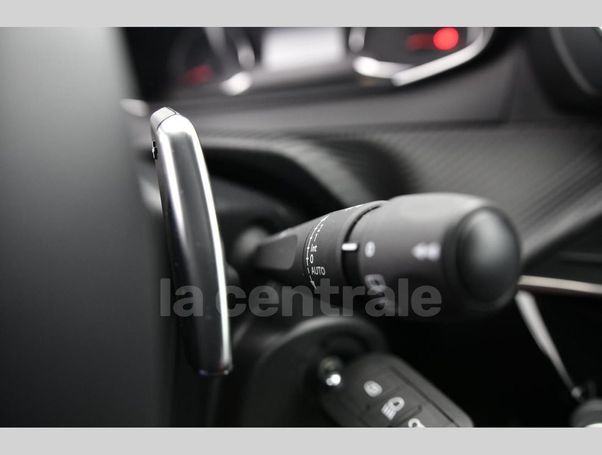 Peugeot 2008 PureTech 130 96 kW image number 20