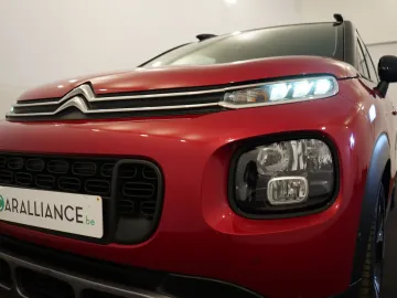 Car image 40