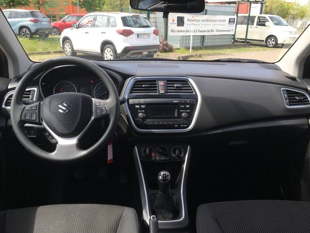 Suzuki SX4 S-Cross 1.0 Club 82 kW image number 13