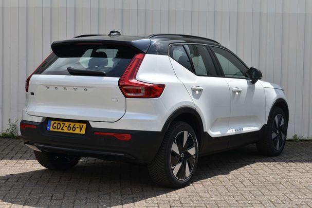 Volvo XC40 Extended Range Ultimate 185 kW image number 37