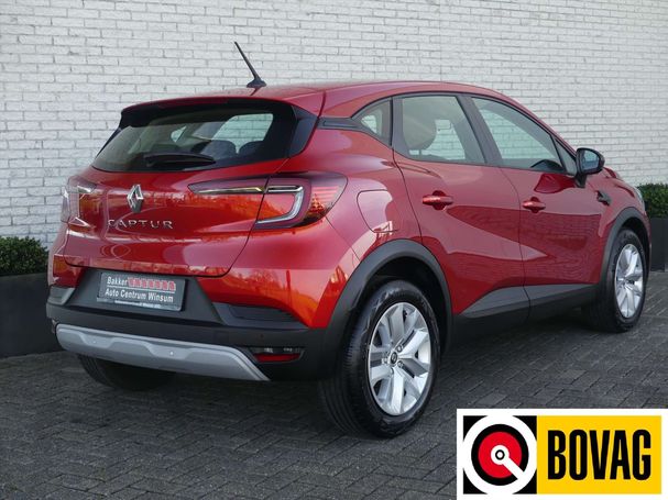 Renault Captur TCe 90 Equilibre 67 kW image number 2