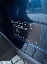 Car image 33