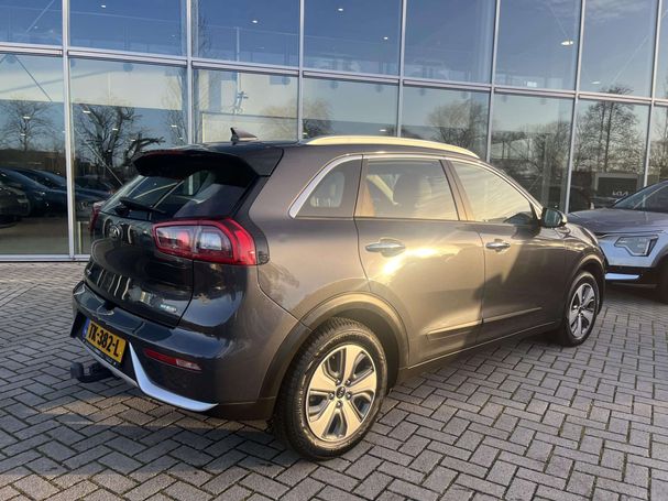 Kia Niro Hybrid 1.6 GDI 104 kW image number 3