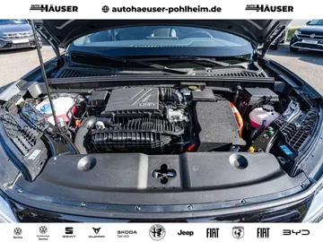 Car image 32