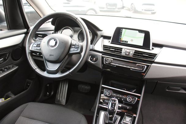 BMW 218i Active Tourer Advantage 100 kW image number 16