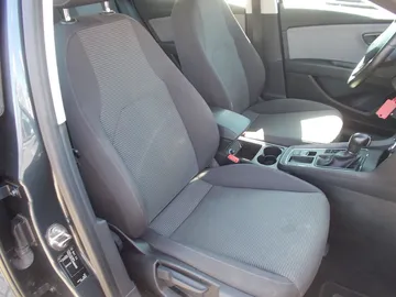Car image 39