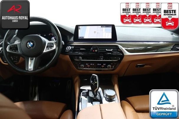 BMW 530d Touring xDrive 195 kW image number 4