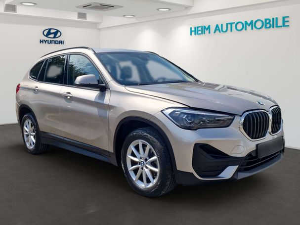 BMW X1 sDrive18i Advantage 100 kW image number 2