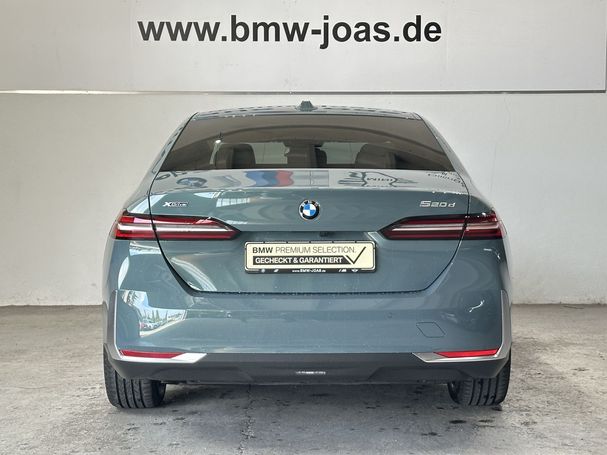 BMW 520d xDrive 145 kW image number 13