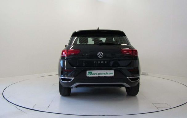 Volkswagen T-Roc 1.6 TDI 85 kW image number 4