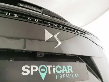 Car image 33