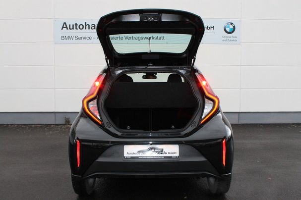 Toyota Aygo X 53 kW image number 5