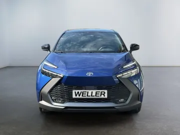 Car image 3